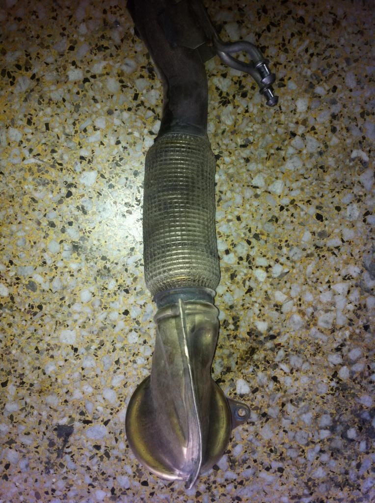 Olddownpipe2_zpsa0eac24a.jpg