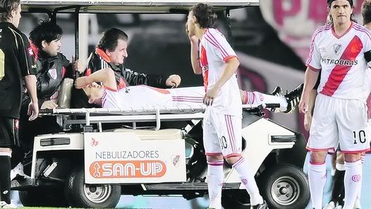 Así se recupera el Pelado Almeyda Así se recupera el Pelado Almeyda