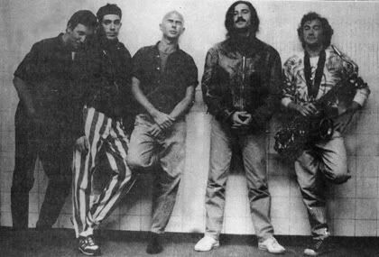 Rock... Fight! (enfrentamientos del rock & roll).