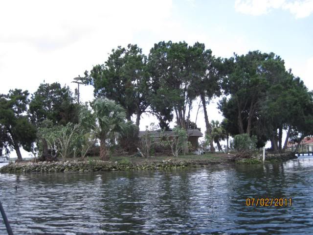 crystalriver4th2011091.jpg