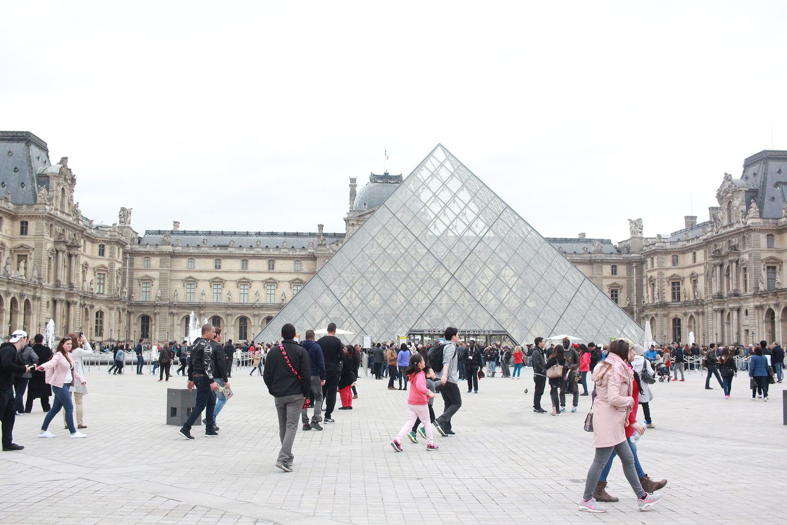 Musee du Louvre,Travel Guide, 48 hours in Paris, France, Europe Tour, Toronto blogger 