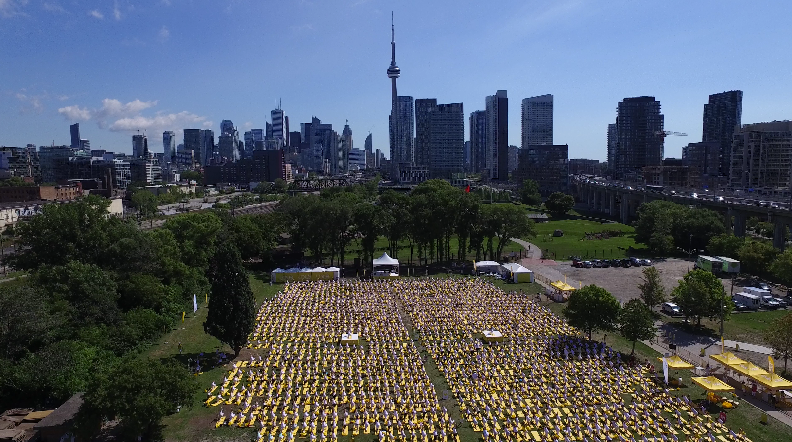 Lole Yoga White Tour Toronto