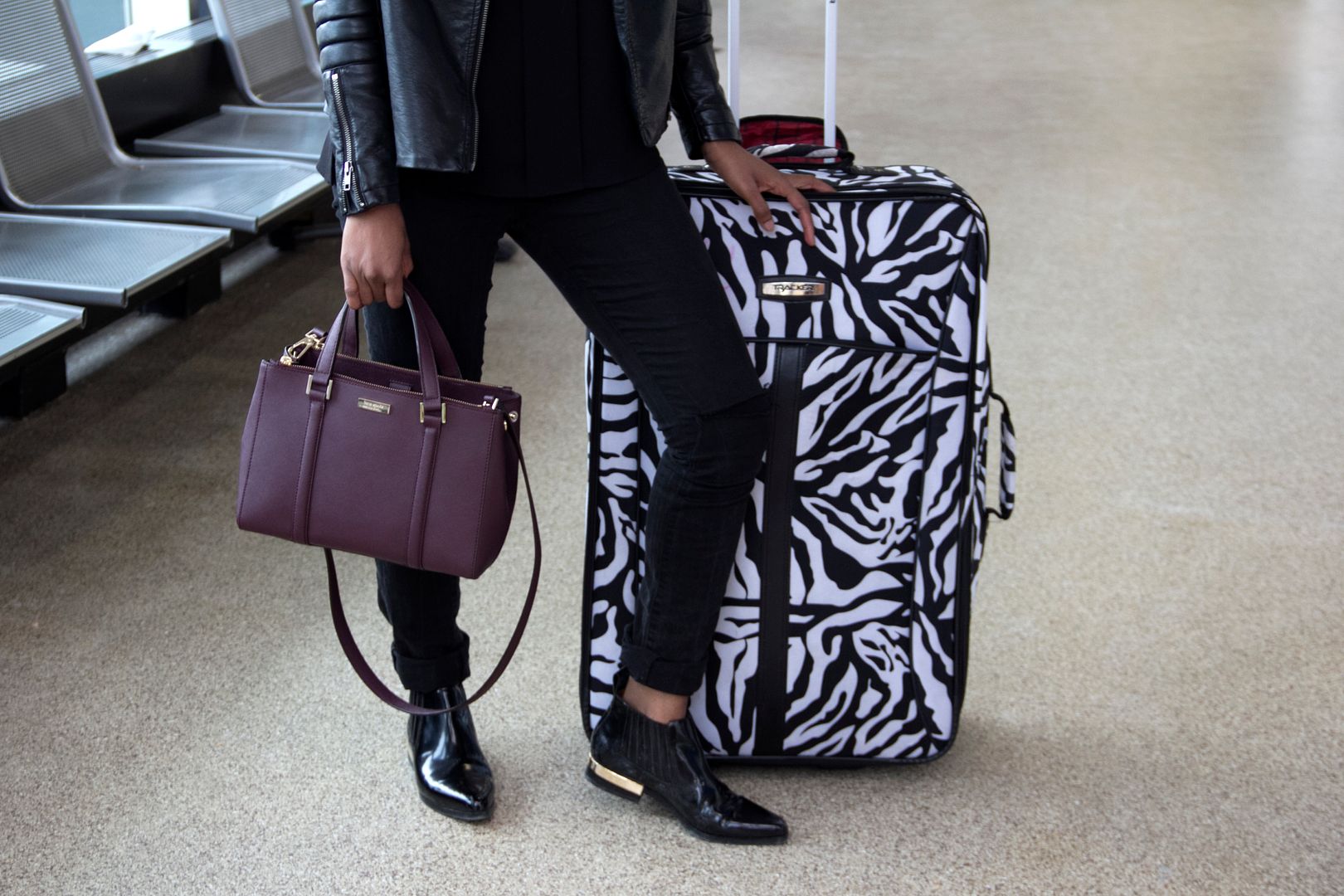 Airport Fashion Tips, #ootd, Toronto Style Blogger, Zebra print suitcase