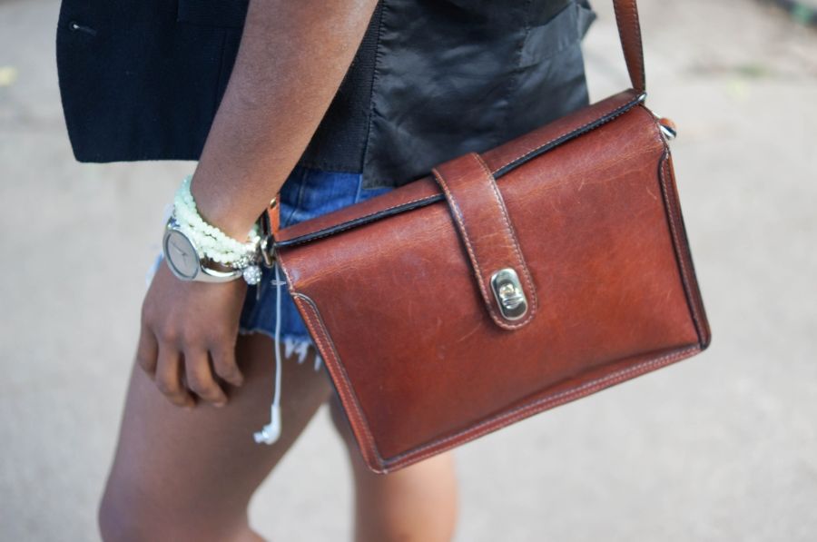 amazing brown bag Toronto style blogger