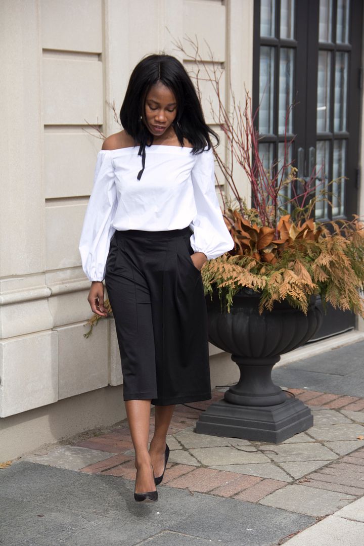 off shoulder blouse and culottes, Toronto blogger, monochrome