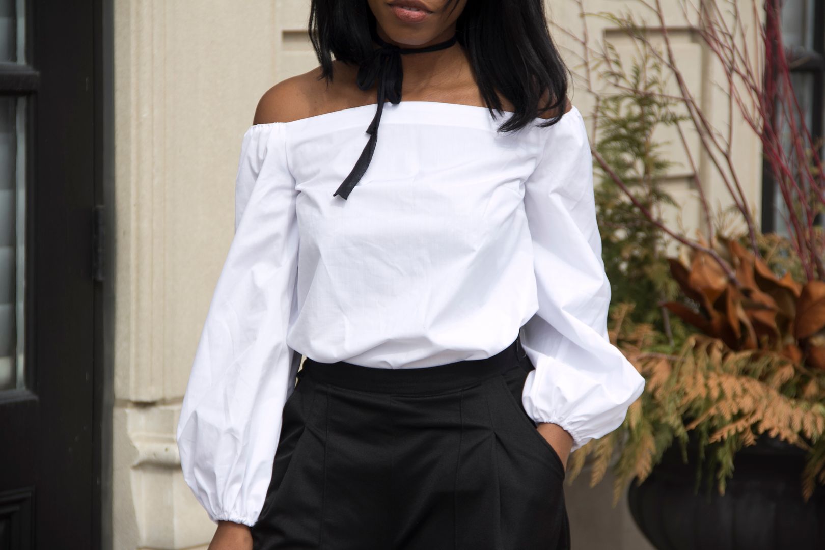 off shoulder blouse and culottes, Toronto blogger, monochrome