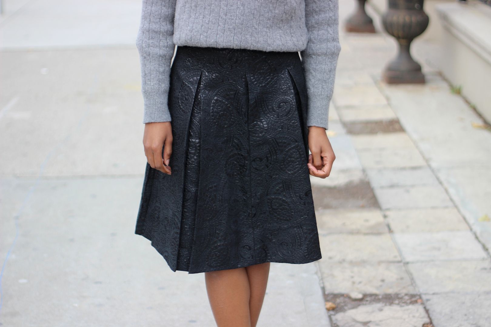Textured Skirt, Joe Fresh sweater, Toronto Street Style, Black style blogger