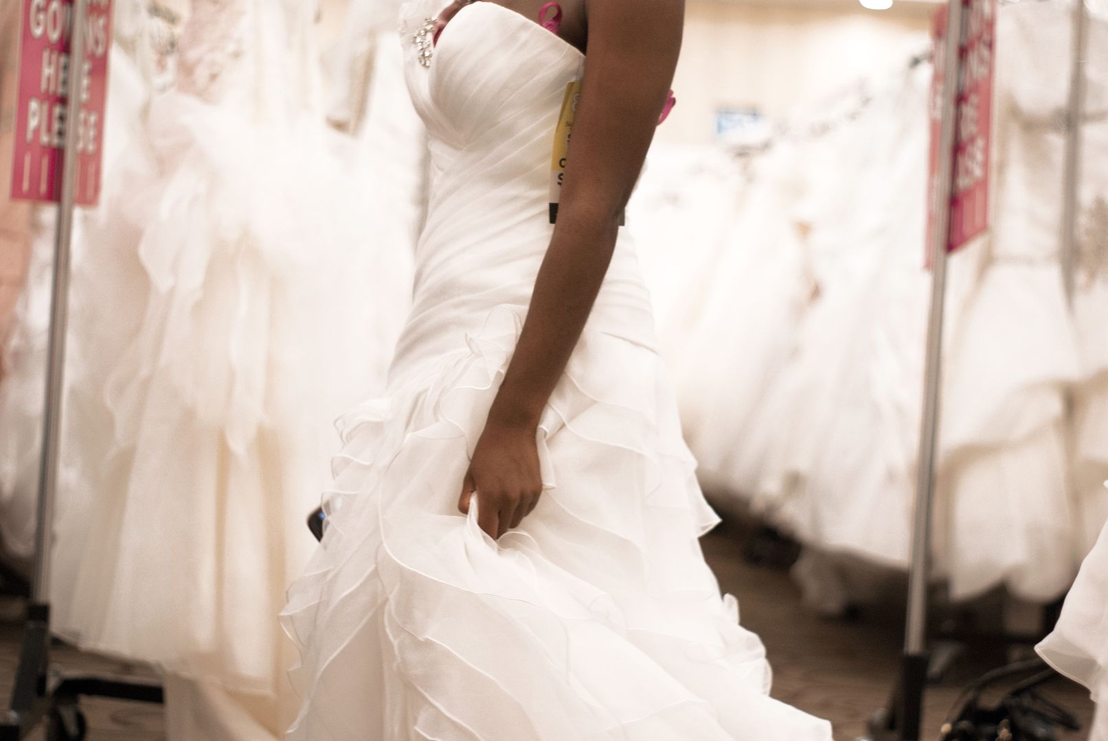 Wedding dress shopping: 5 Tips to help find that perfect dress, Toronto Wedding blogger 