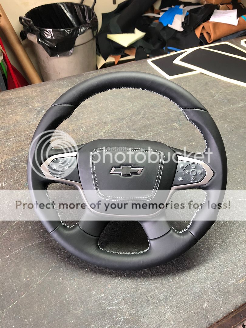 Chevrolet Colorado Sport steering wheel - 2015-2022 Colorado & Canyon ...